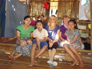 Ingi with "Unaccompanied Minors in Mae La Ma Refugee camp.